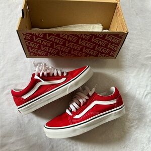 Vans Red Old Skool Women’s size 6